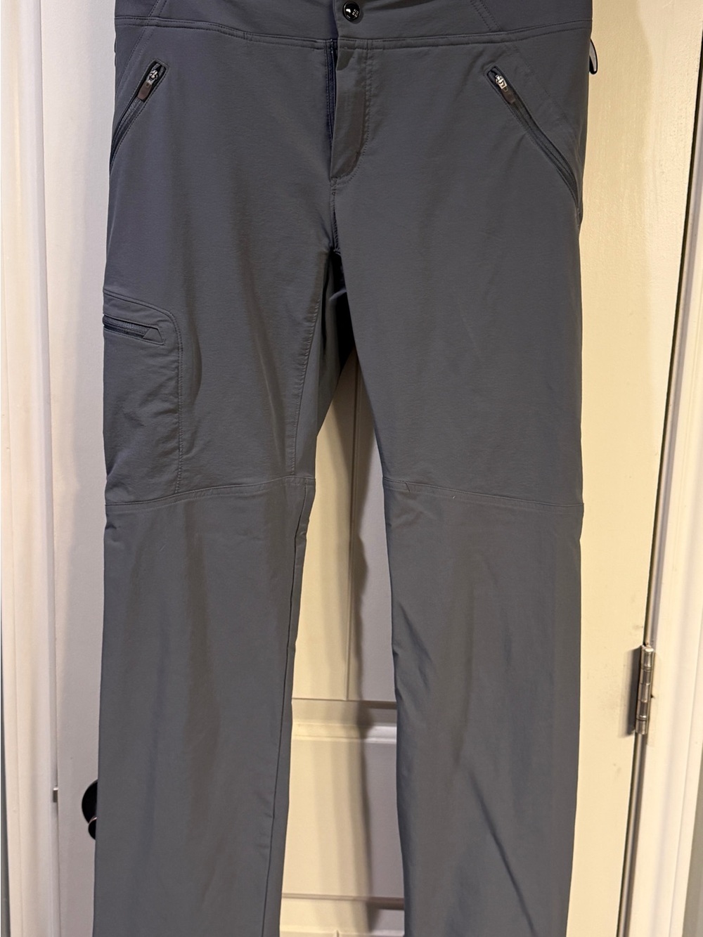 Women’s Columbia Omni-Wick Outdoor Pants in Gray